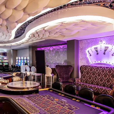 Avani Windhoek Hotel & Casino-3